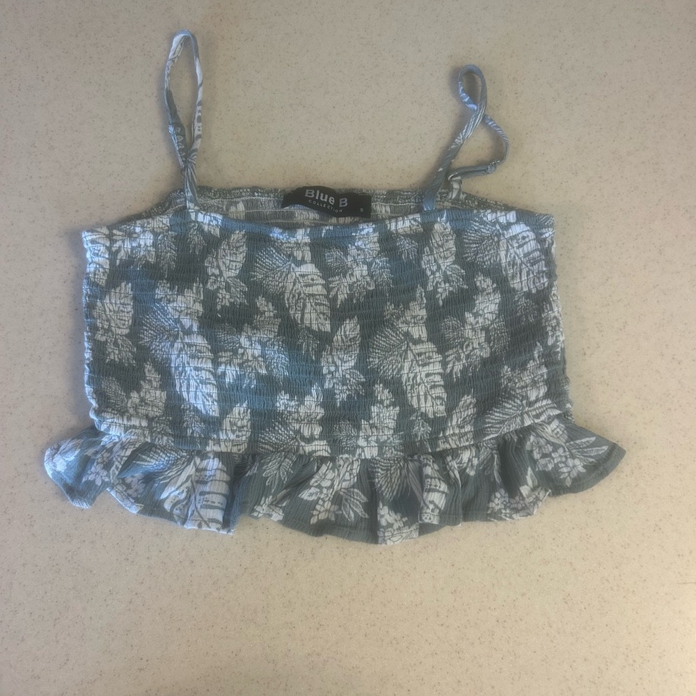 Blue B Leaf Print Ruffle Camisole - Green and White